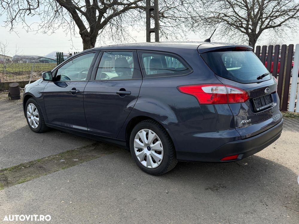 Ford Focus - 4