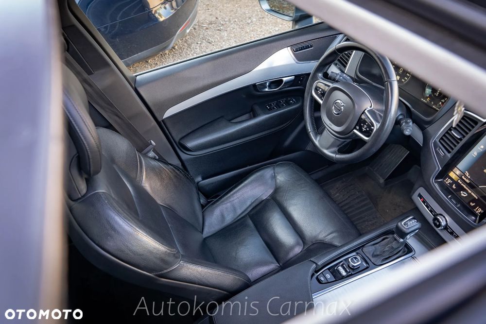 Volvo XC 90 T5 AWD Momentum - 21