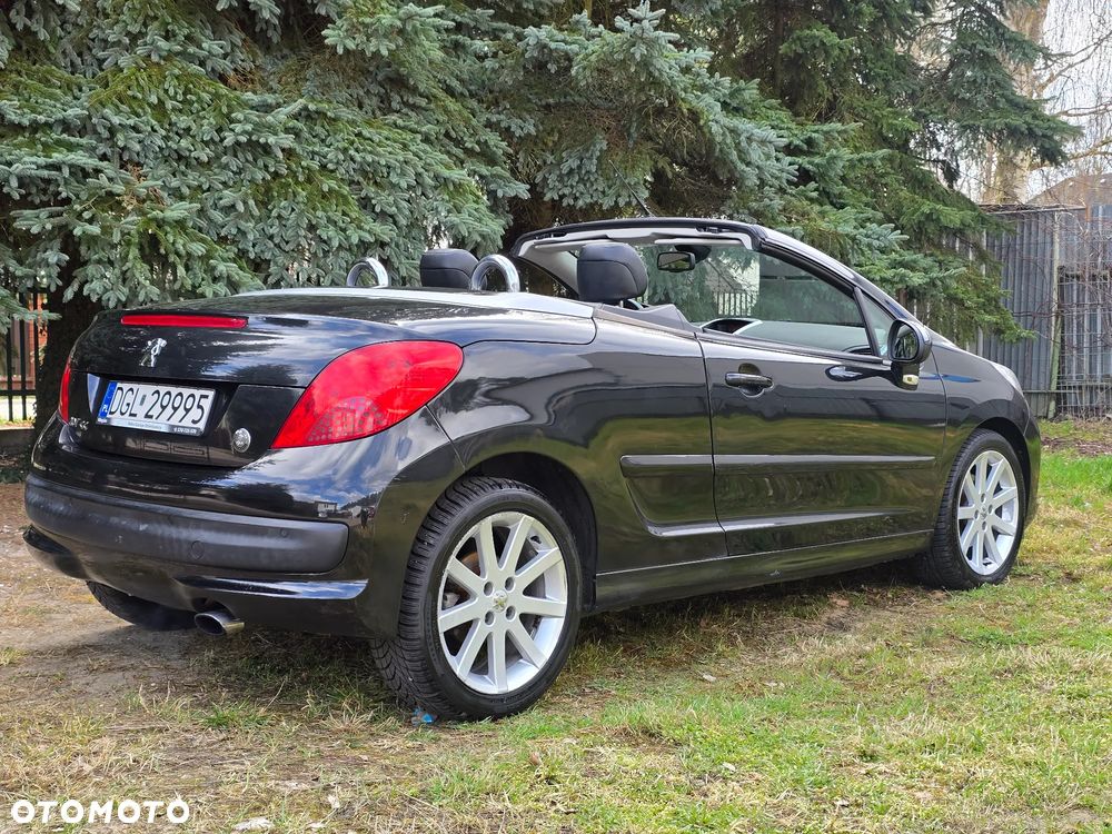Peugeot 207 CC - 7