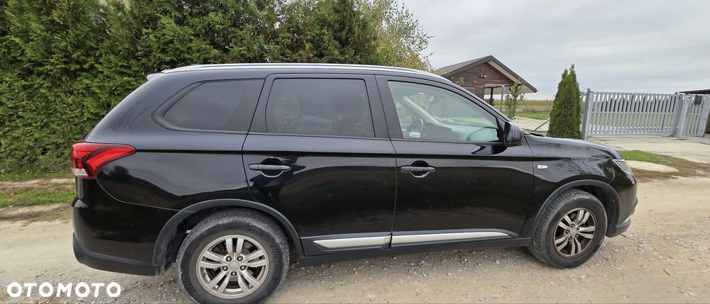 Mitsubishi Outlander 2017 photo 5