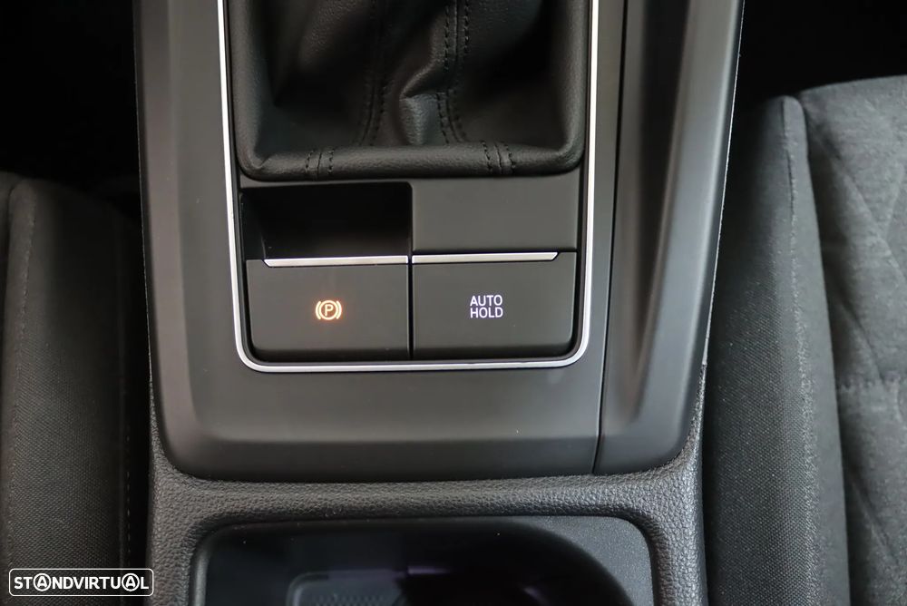 VW Golf 2.0 TDI Life - 19