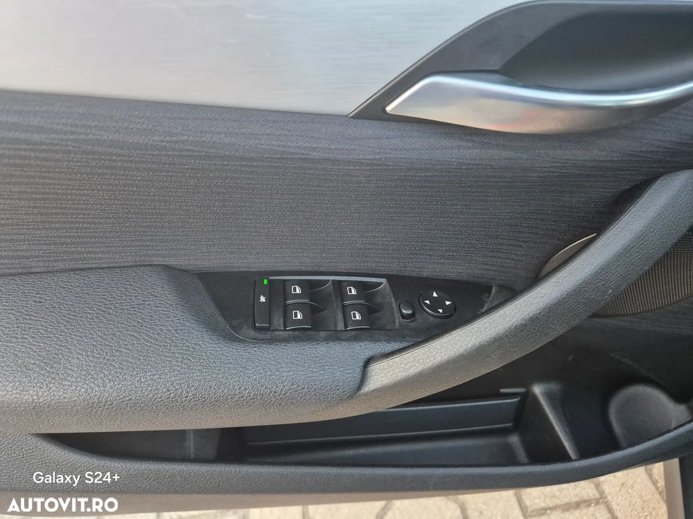 BMW X1 sDrive18d Aut. xLine - 19