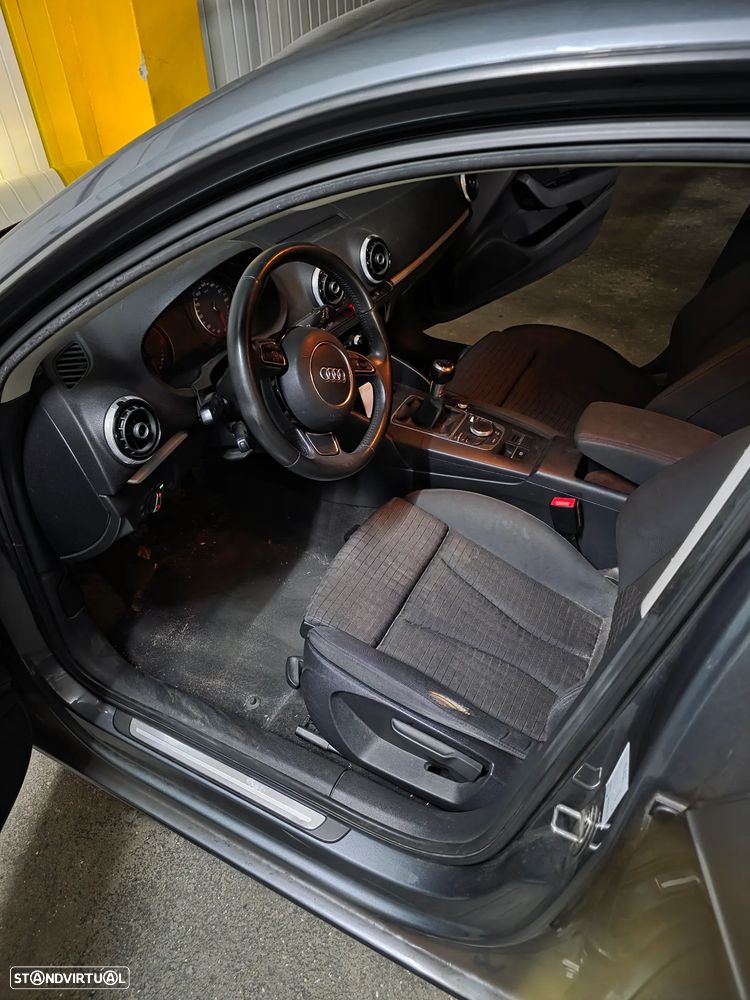 Audi A3 Sportback 1.6 TDI - 12