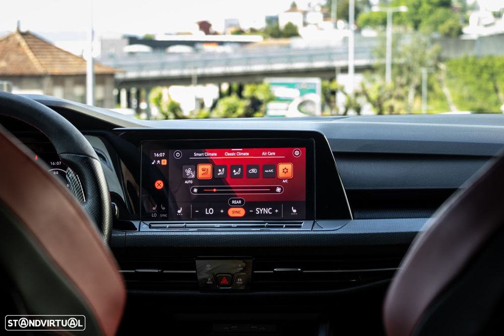 VW Golf 2.0 TSI GTI Clubsport DSG - 48