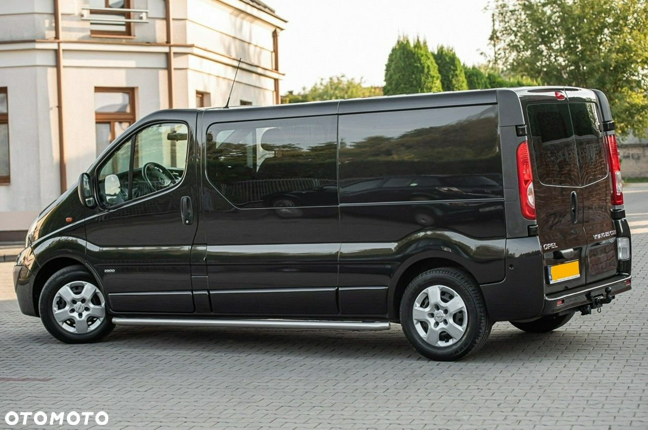 Opel Vivaro - 12