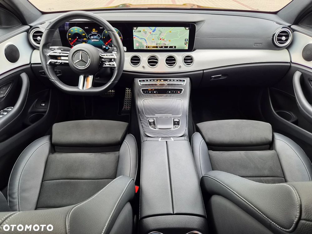 Mercedes-Benz Klasa E 220 d 4-Matic AMG - 17