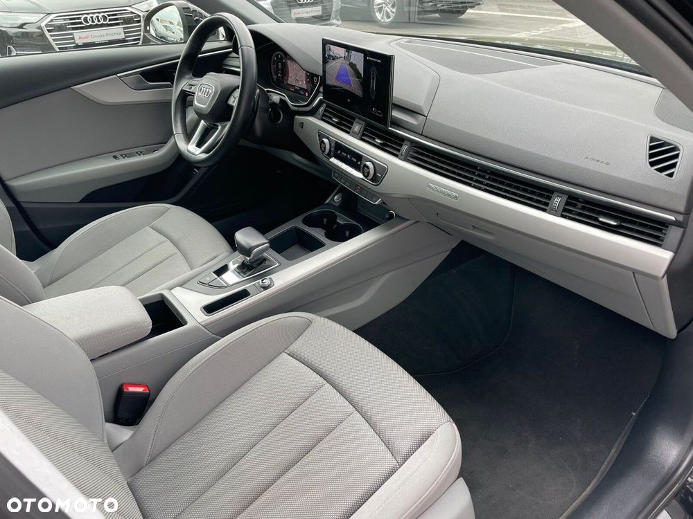 Audi A4 Limousine - 21