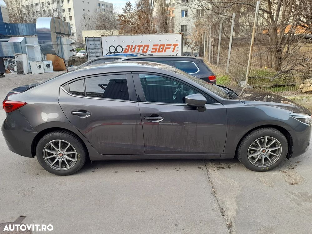 Mazda 3 G120 Revolution - 4