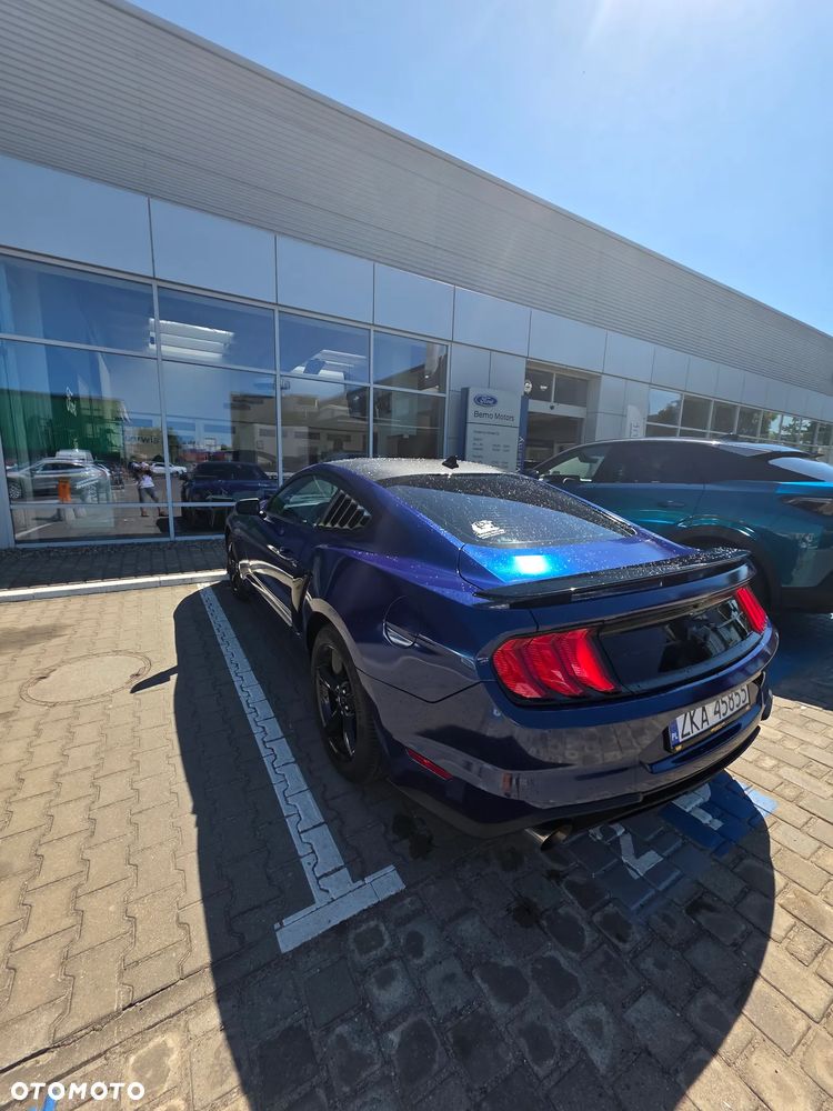 Ford Mustang - 2