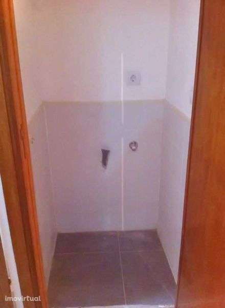 Arrenda-se T1 no centro do Porto - Grande imagem: 5/7