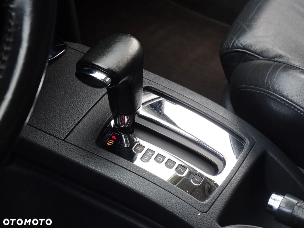 Volkswagen Polo 1.4 16V Highline - 9