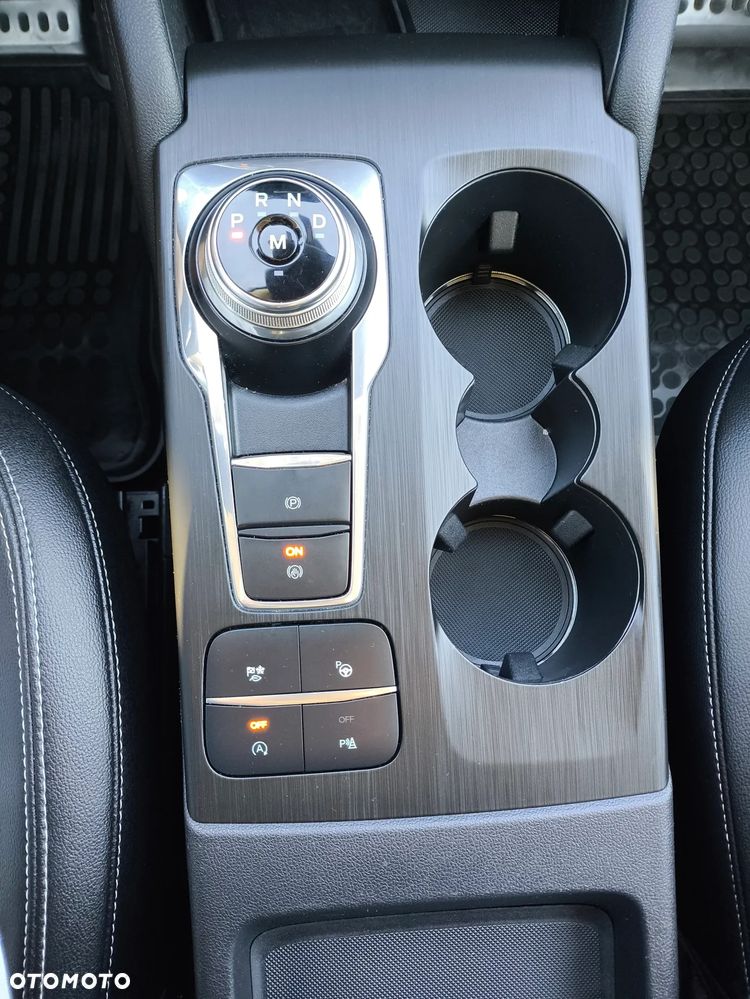 Ford Kuga 2.0 EcoBlue 4x4 TITANIUM X - 19