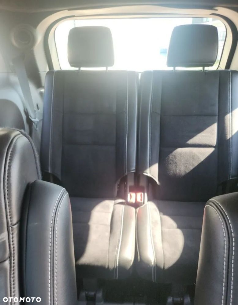 Dodge Durango 6.4 SRT - 16