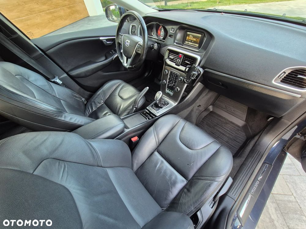 Volvo V40 - 15
