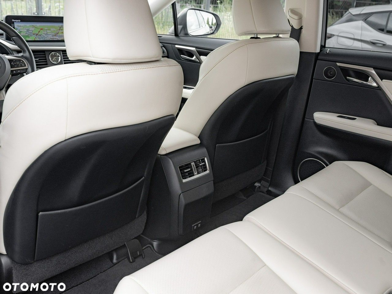 Lexus RX 450h F-Impression - 26