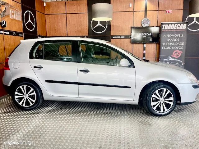 VW Golf 1.9 TDi 6V Confortline - 25