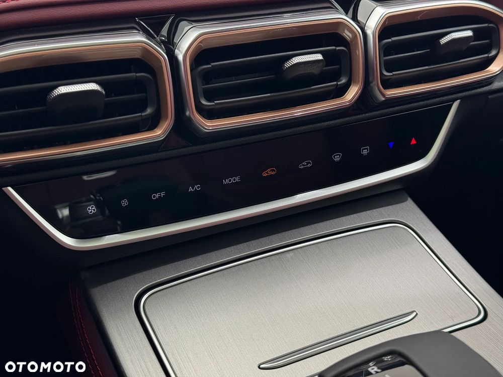 Jetour X70 Plus - 27