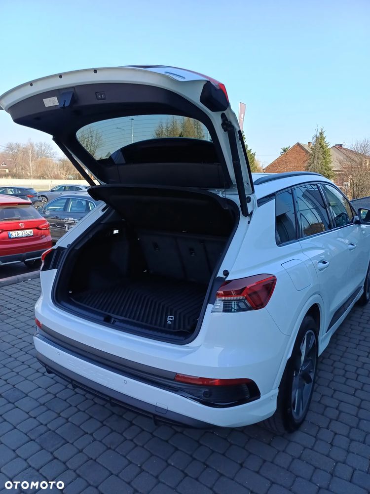 Audi Q4 e-tron - 7
