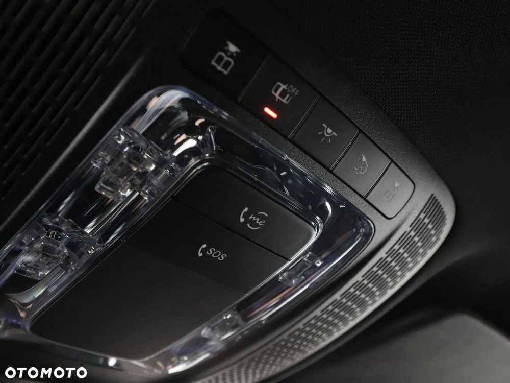 Mercedes-Benz GLA 250 e PHEV AMG Line 8G-DCT - 41