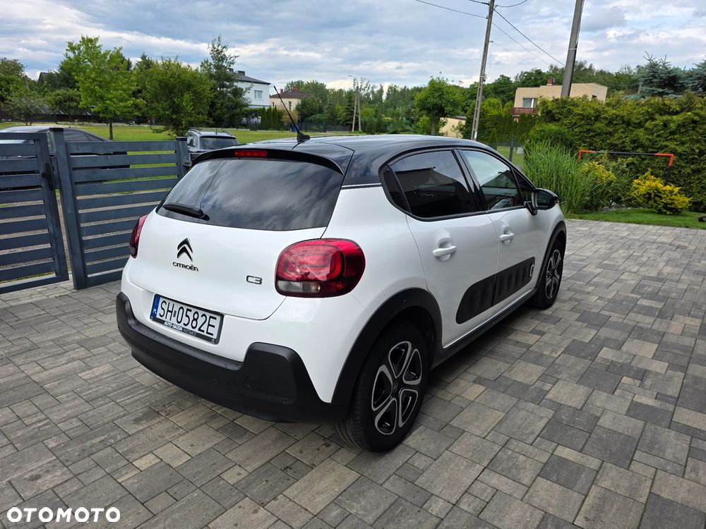 Citroën C3 1.2 PureTech Shine - 2