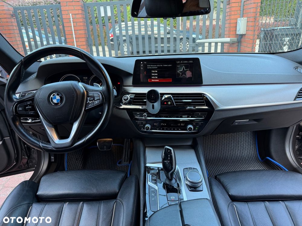 BMW Seria 5 530e iPerformance GPF M Sport sport - 14