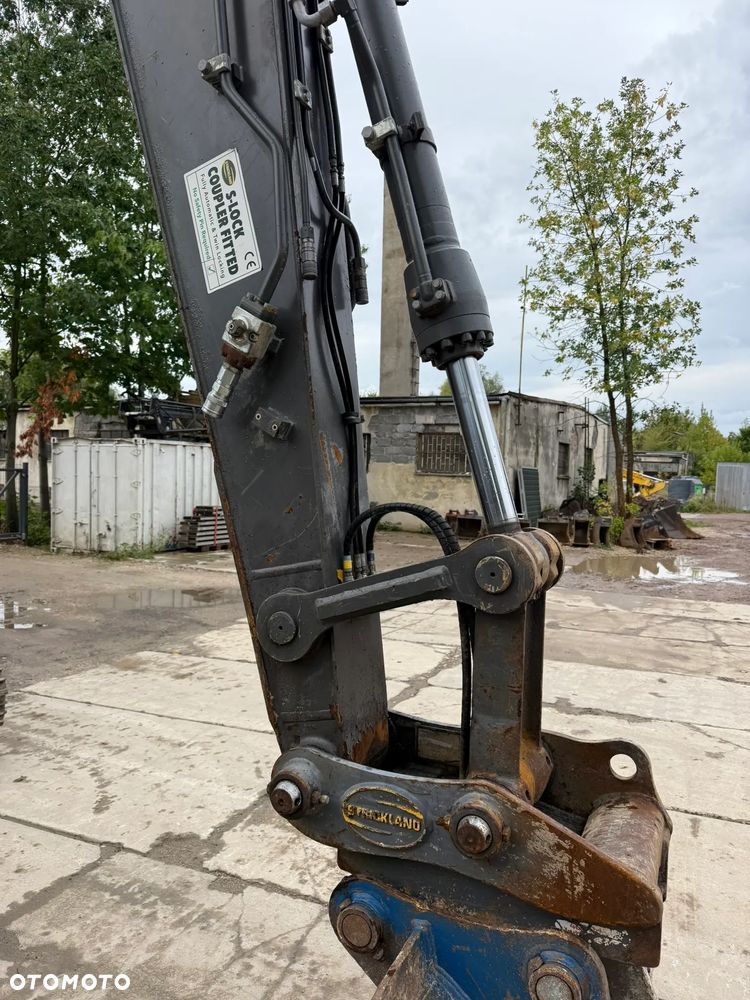Volvo EC 140 EL - 7