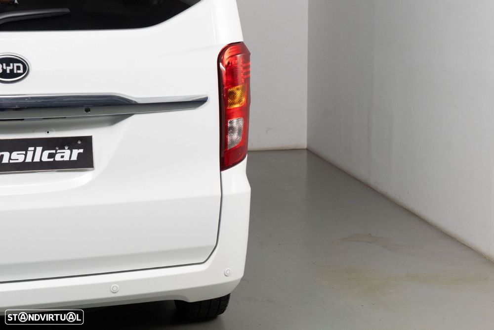 BYD ETP3 44 kWh Confort C/IVA Dedutível - 13
