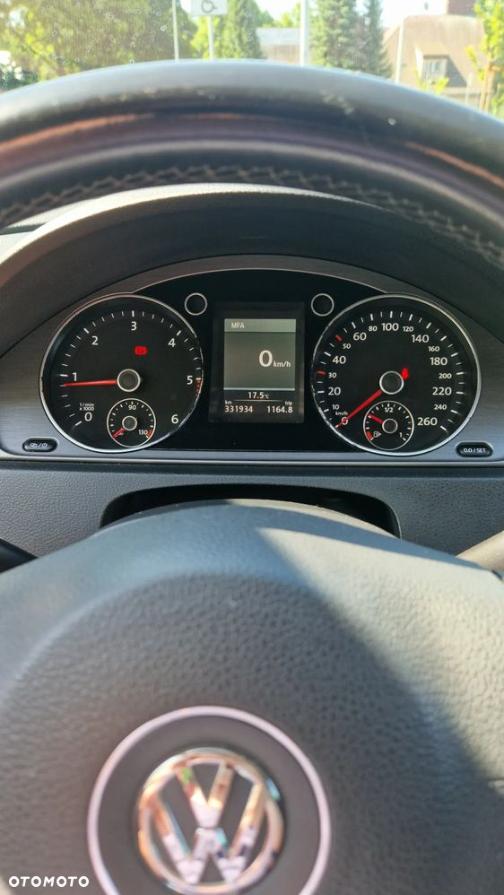 Volkswagen Passat 2.0 TDI Highline DSG - 10