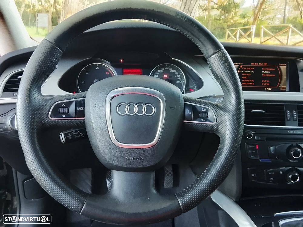 Audi A4 Avant 2.0 TDi Advance - 8