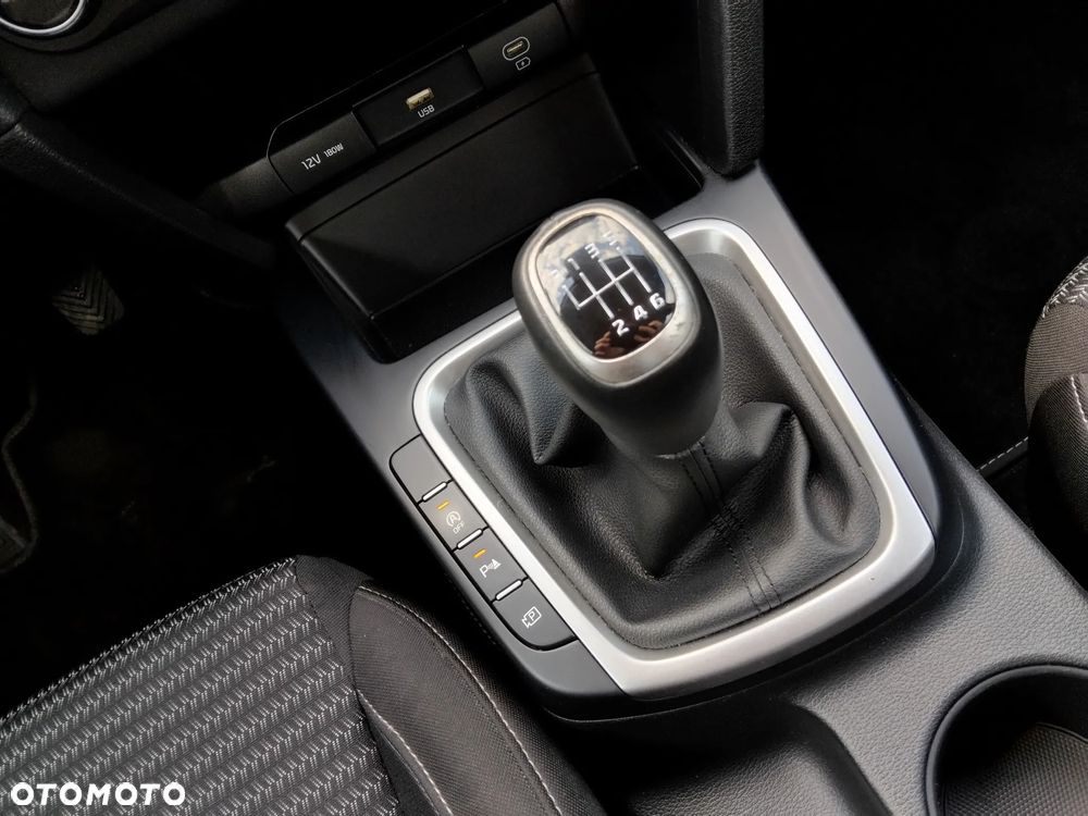 Kia Ceed 1.5 T-GDI M - 17