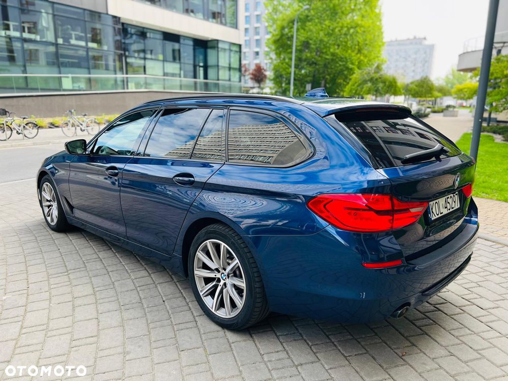 BMW Seria 5 520d M Sport Edition - 4