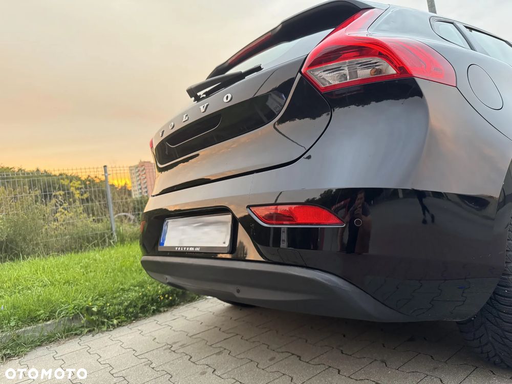 Volvo V40 2016 photo 4