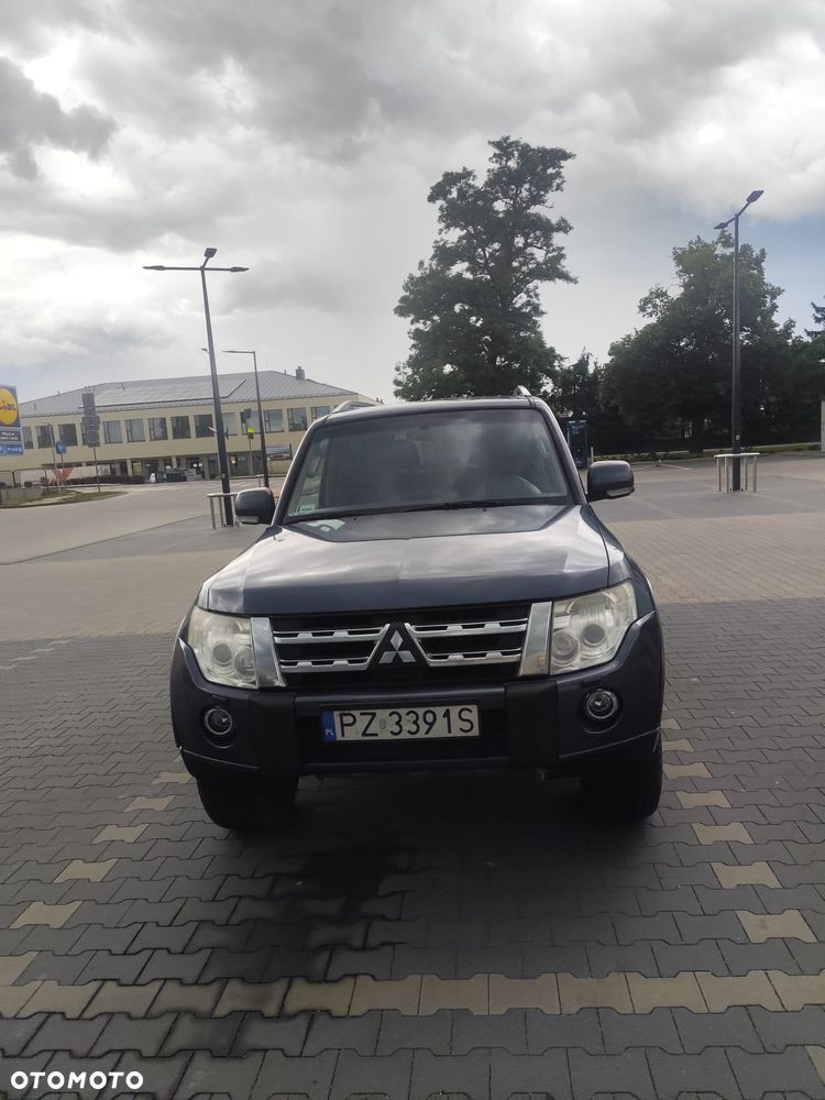 Mitsubishi Pajero 3.2 DID Instyle - 10