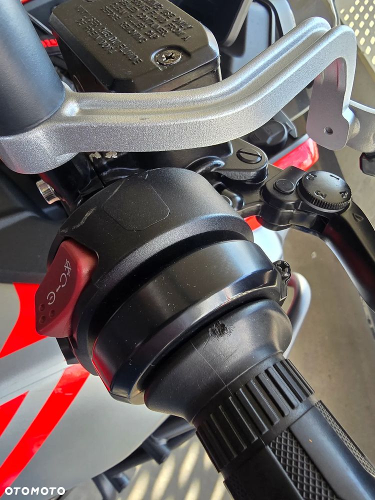 QJMOTOR SRT 600SX - 36