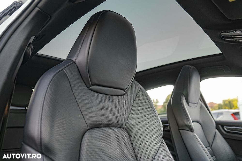 Porsche Cayenne Coupe Tiptronic S - 28