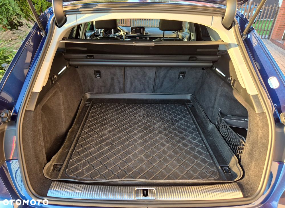 Audi A4 Avant 1.4 TFSI S tronic design - 35
