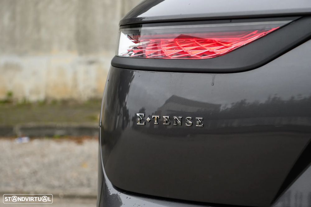 DS DS7 Crossback E-Tense Performance Line EAT8 - 10