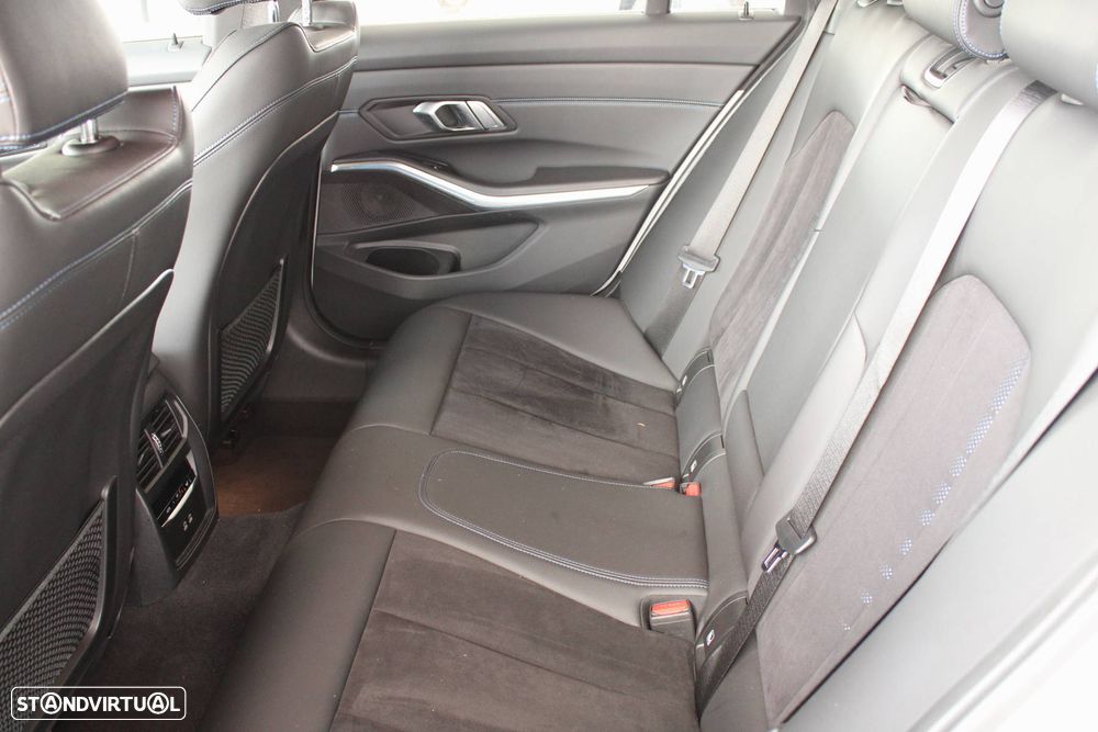 BMW 330 e Pack M Auto - 15