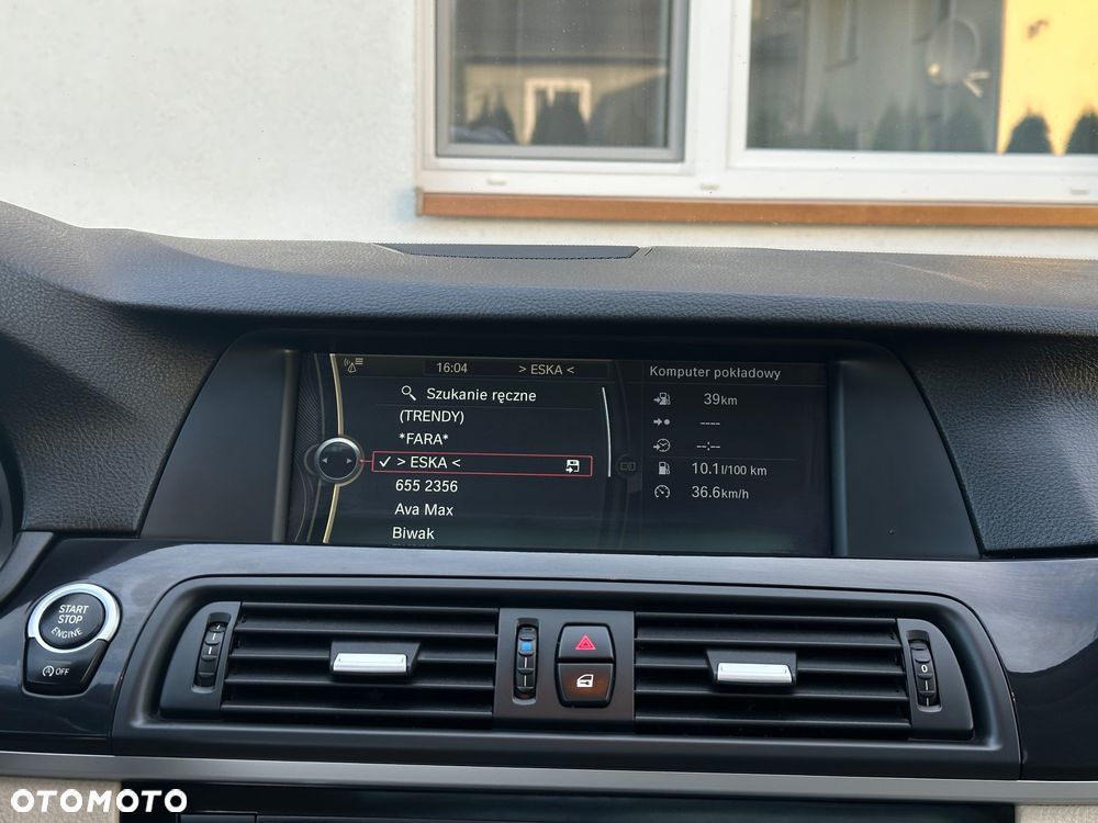 BMW Seria 5 530d xDrive Touring Sport-Aut Modern Line - 23