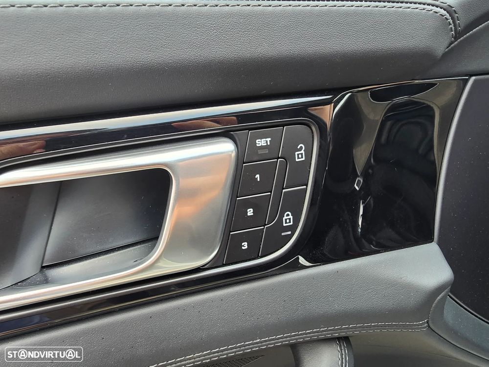 Porsche Panamera 4S E-Hybrid - 11