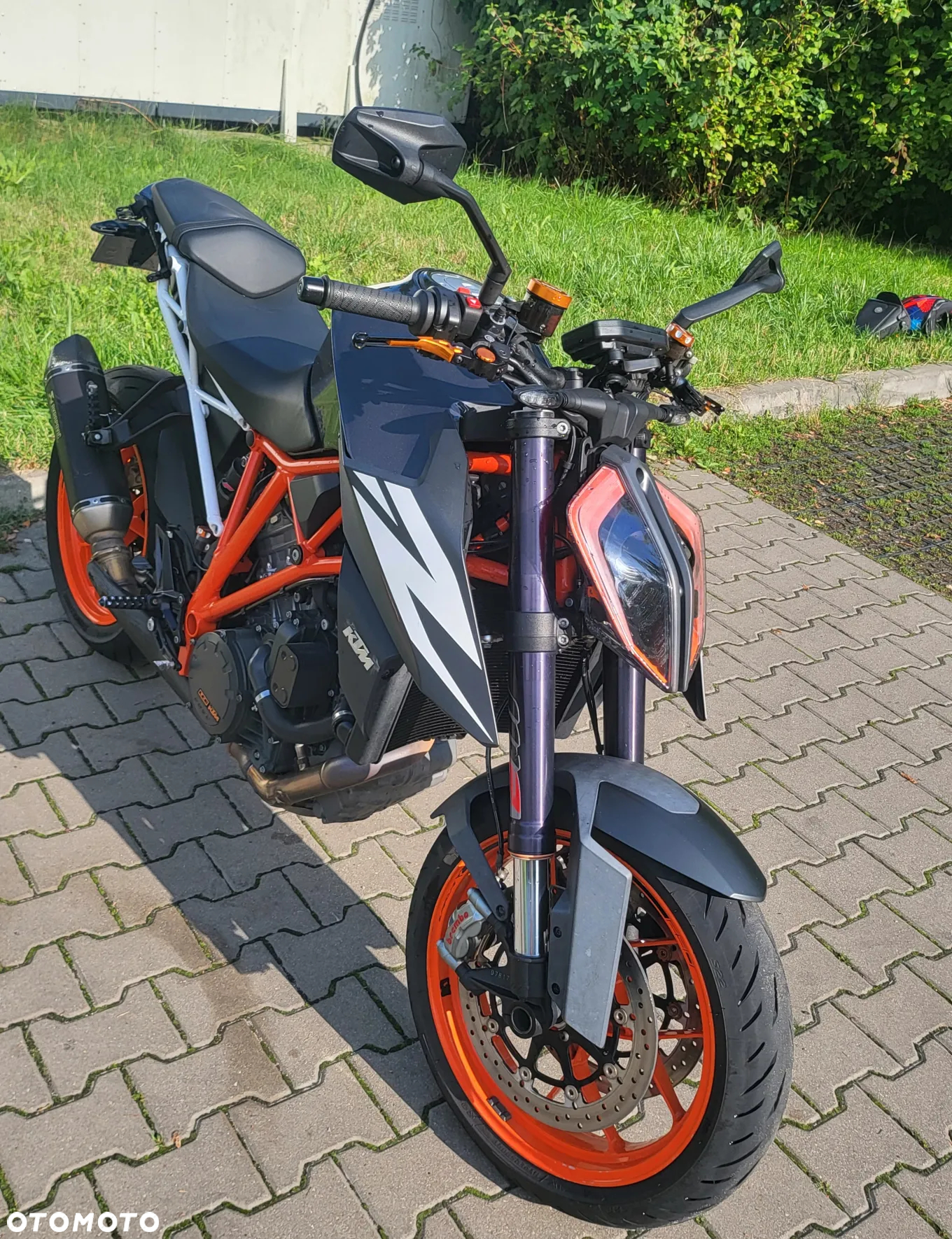 KTM Super Duke - 16