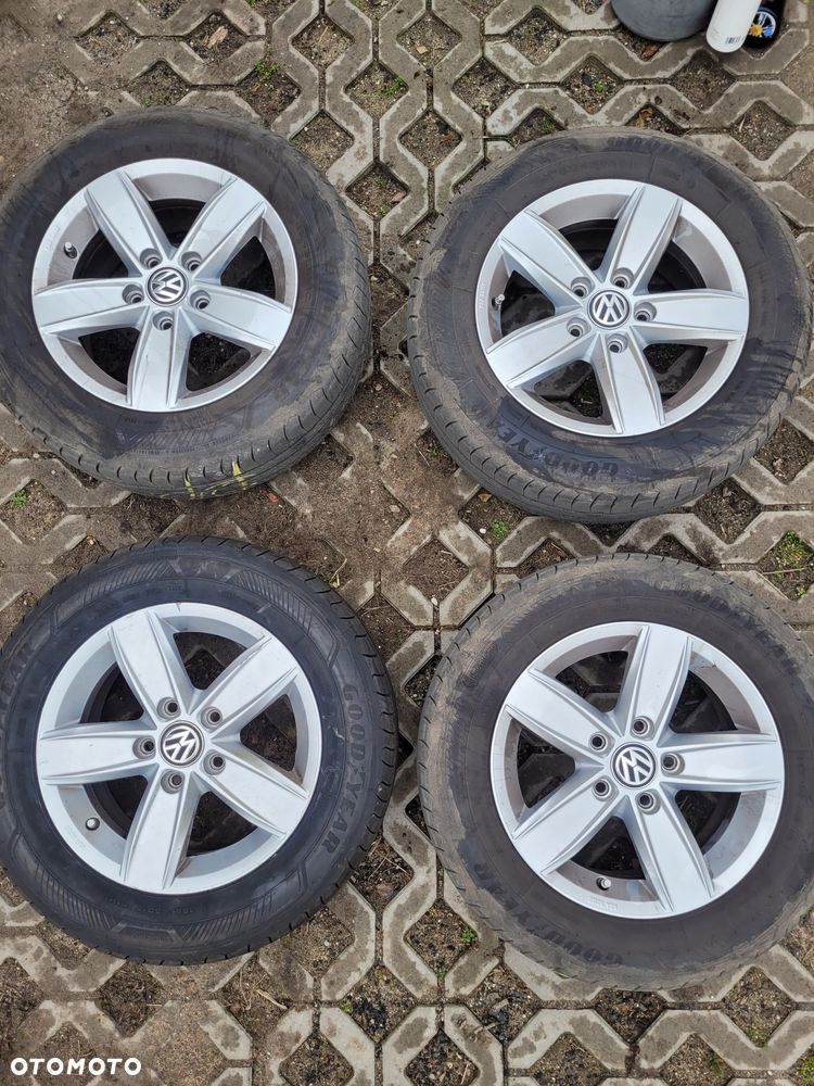 Volkswagen Caddy - 25