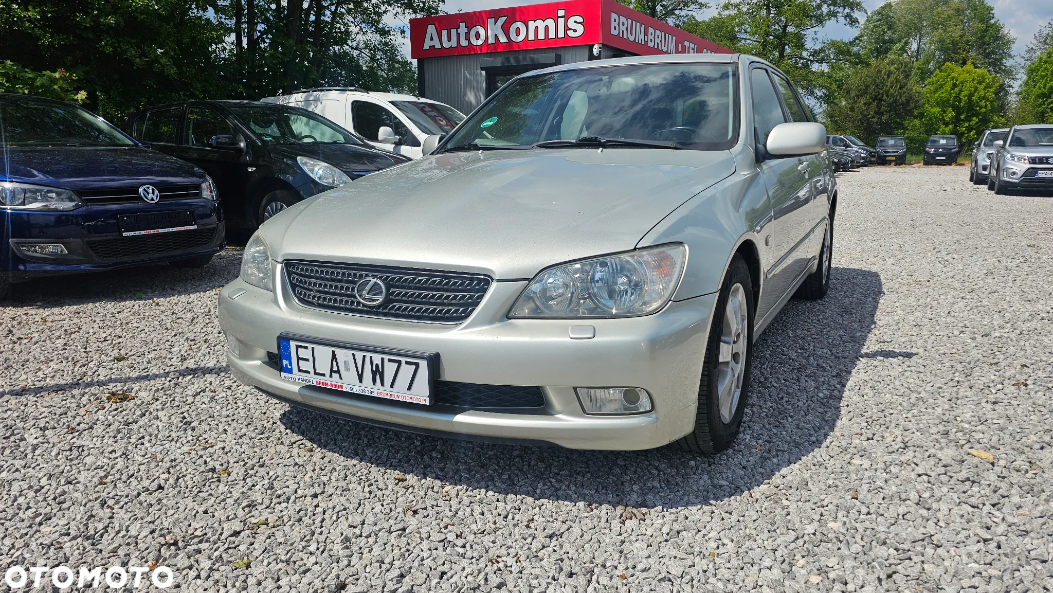 Lexus IS 200 SportCross - 10