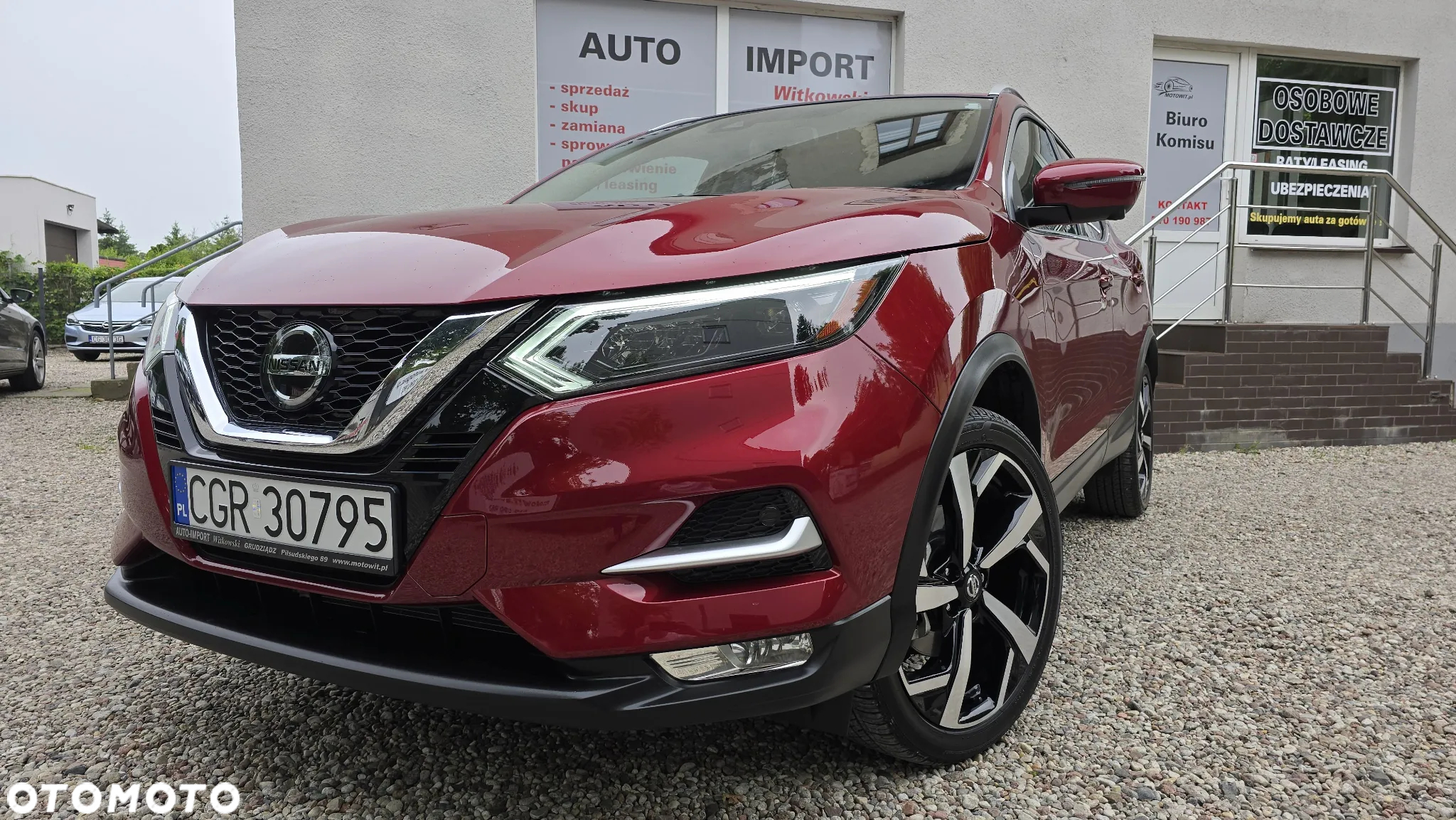 Nissan Qashqai - 2