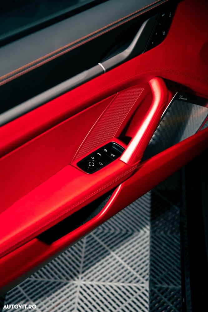 Porsche 911 GTS PDK - 25