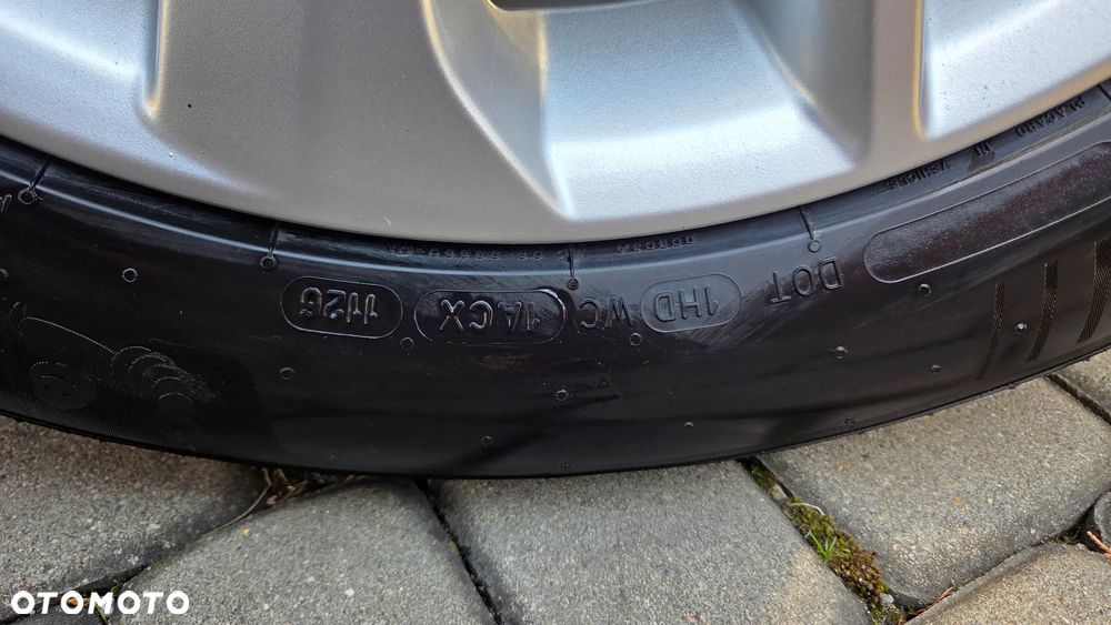 Toyota Auris 1.6 Prestige - 36