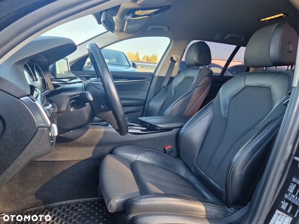 BMW Seria 5 520d - 13