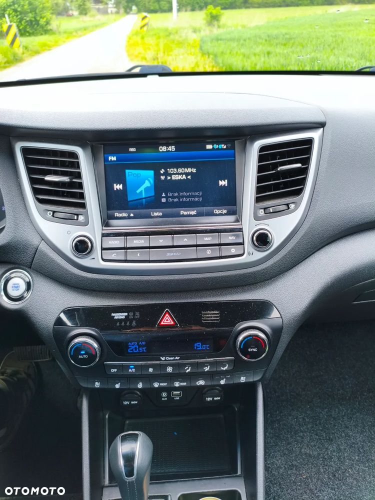 Hyundai Tucson blue 1.7 CRDi 2WD DCT Premium - 16