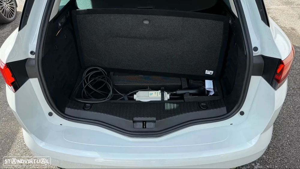 Renault Mégane Sport Tourer 1.6 E-Tech Plug-In Intens - 12