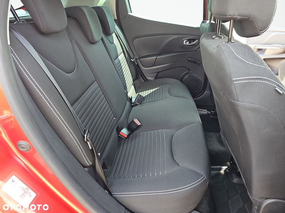 Renault Clio 1.2 16V Limited EU6 - 15